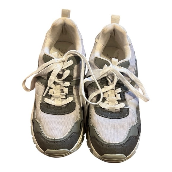 a new day Shoes - A NEW DAY sneakers